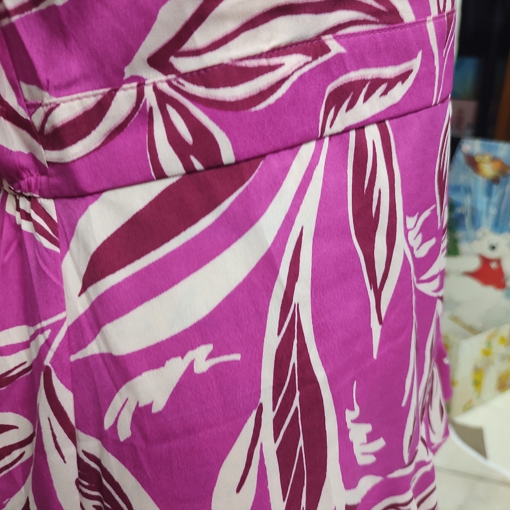 Band of the Free Bloom Ruffle Tiered Wrap Dress Medium Pink/White - Picture 8 of 10